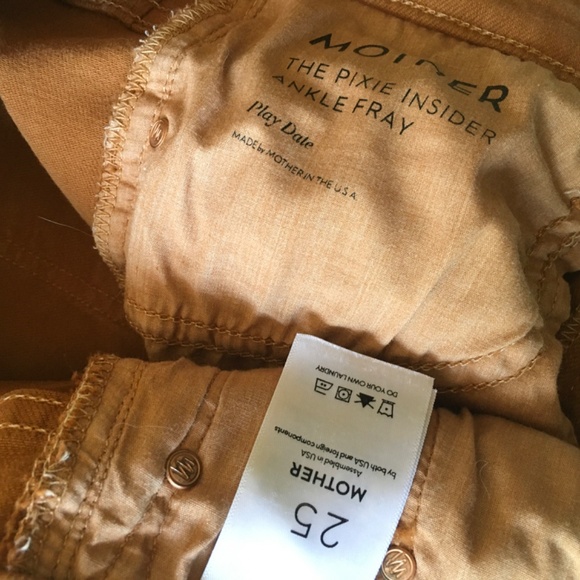 MOTHER The Pixi Insider Ankle Fray Jeans - Picture 9 of 9